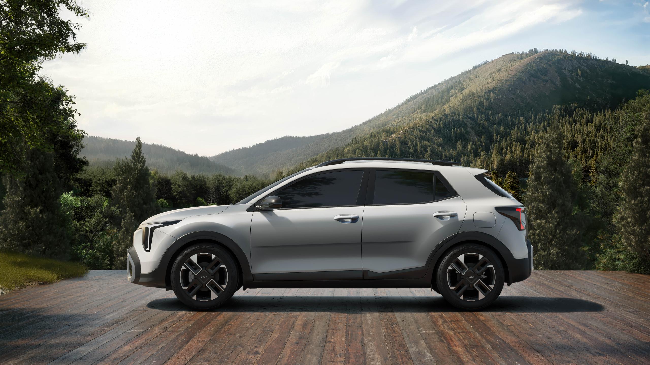 Side view of Kia Stonic
