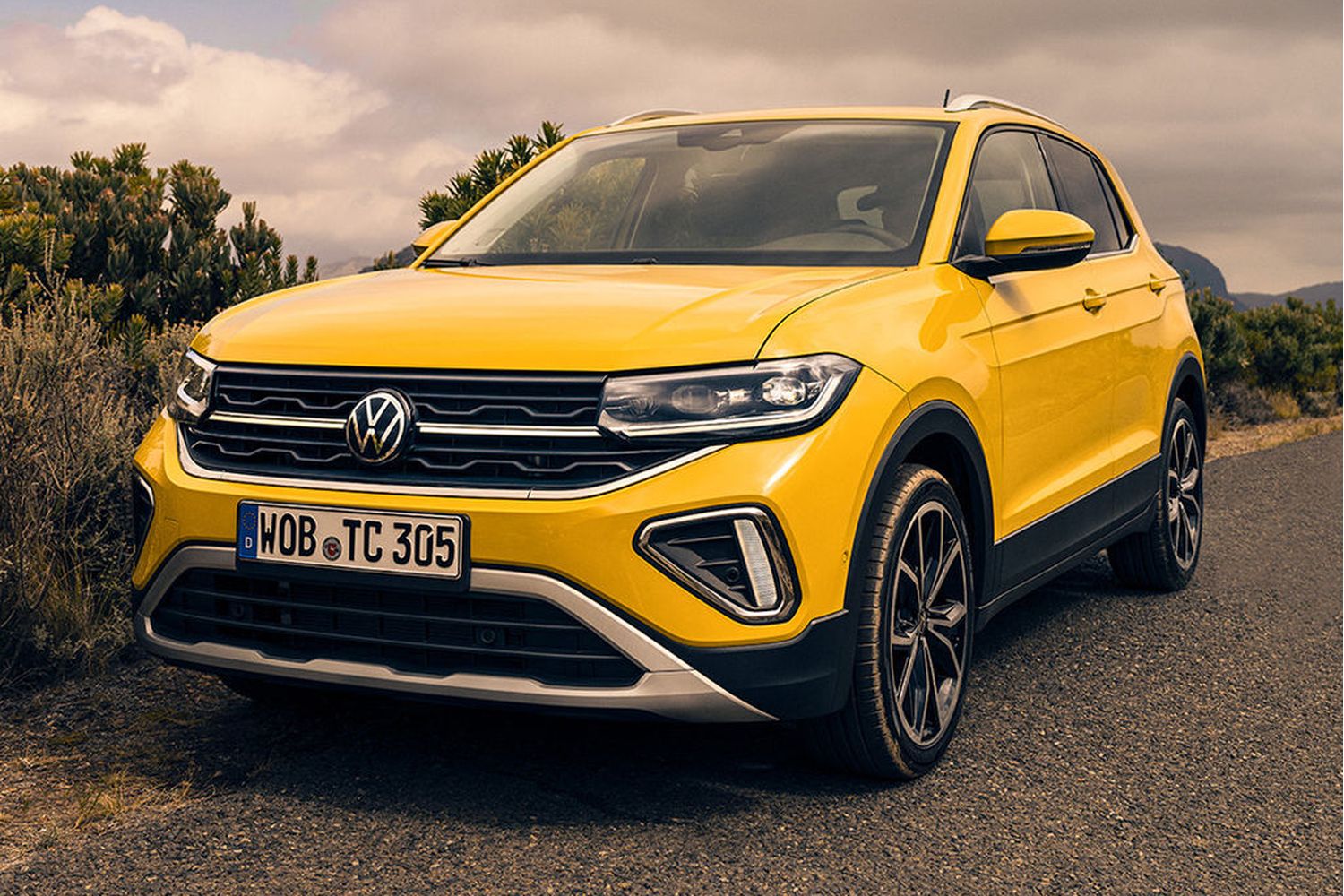 Front view of the Volkswagen T-Cross R-Line