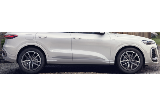 Q5 SUV e-hybrid