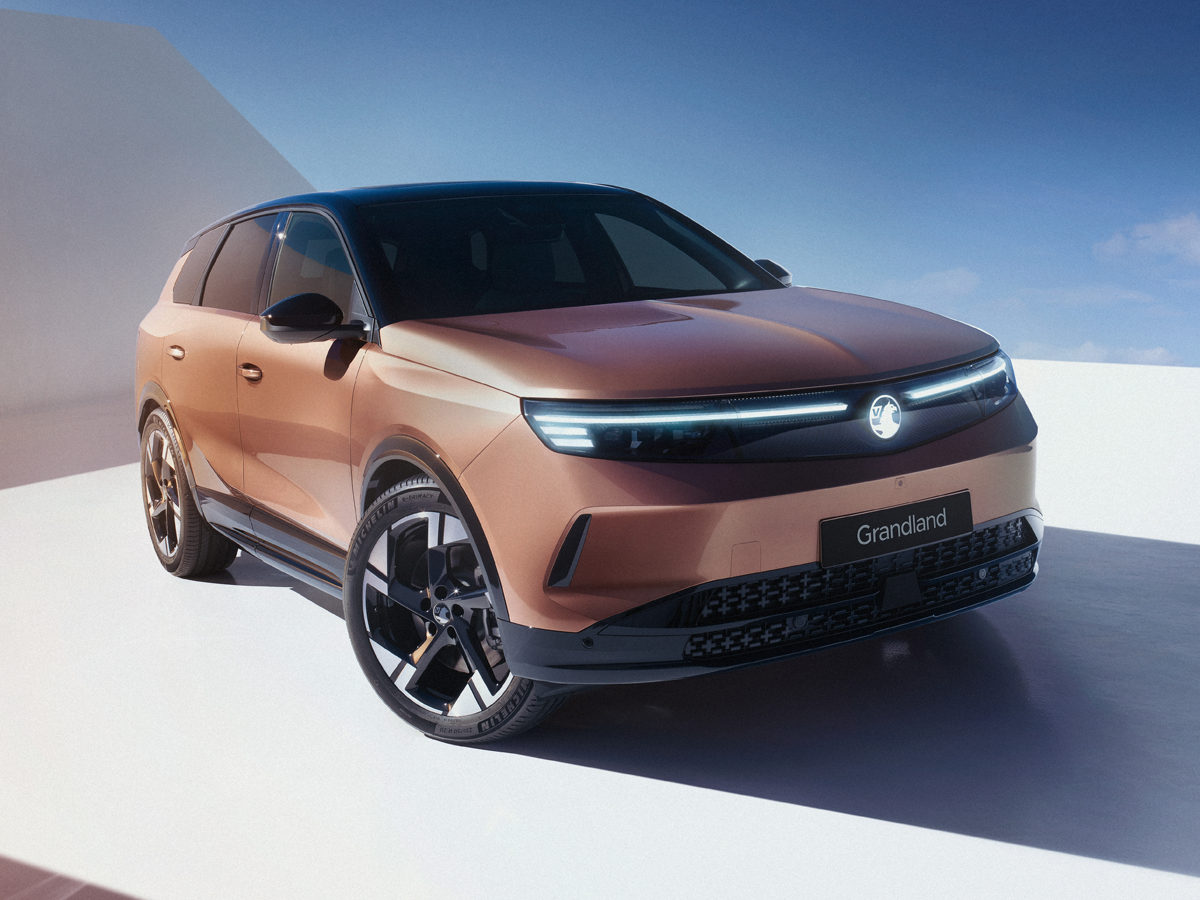 Vauxhall Unveils Details For New Grandland