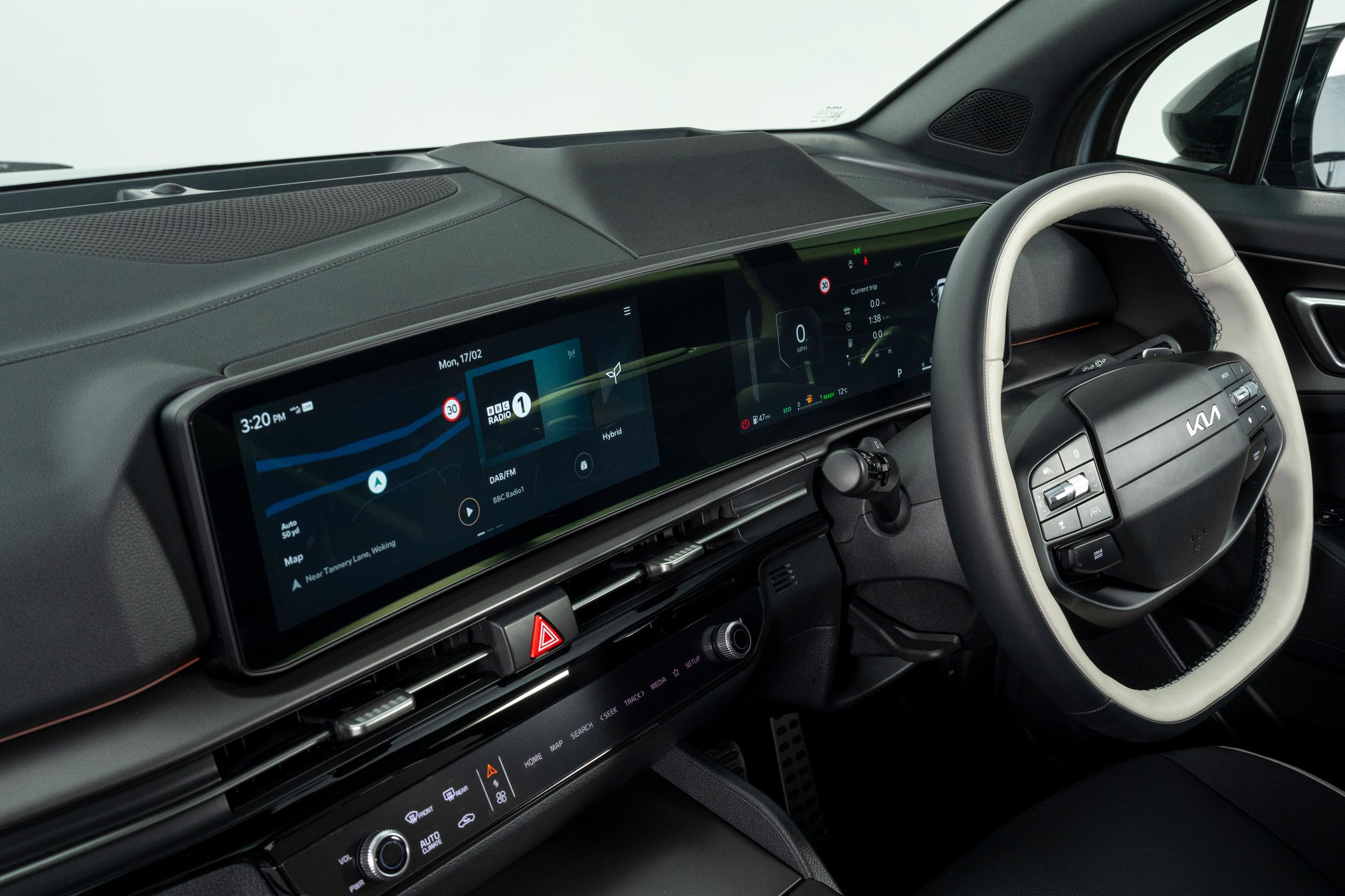 2025 Kia Sportage interior