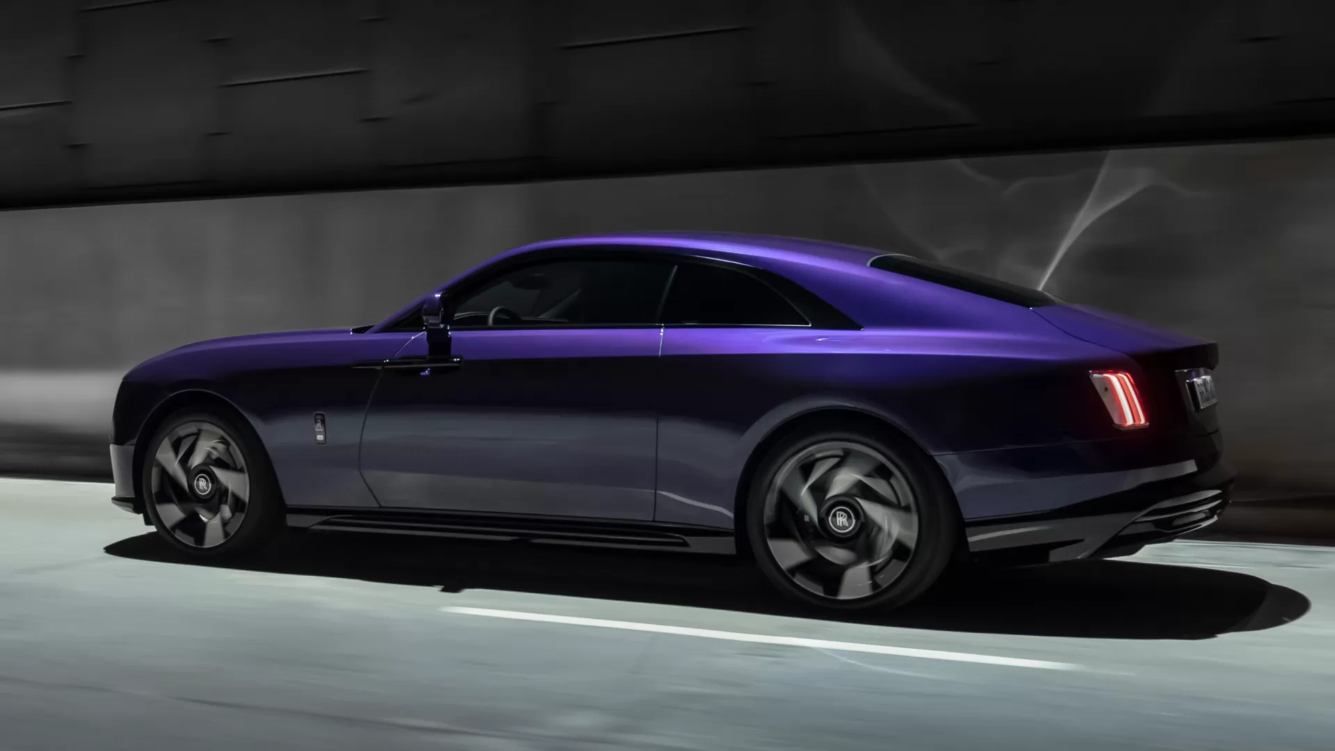 Black Badge Spectre