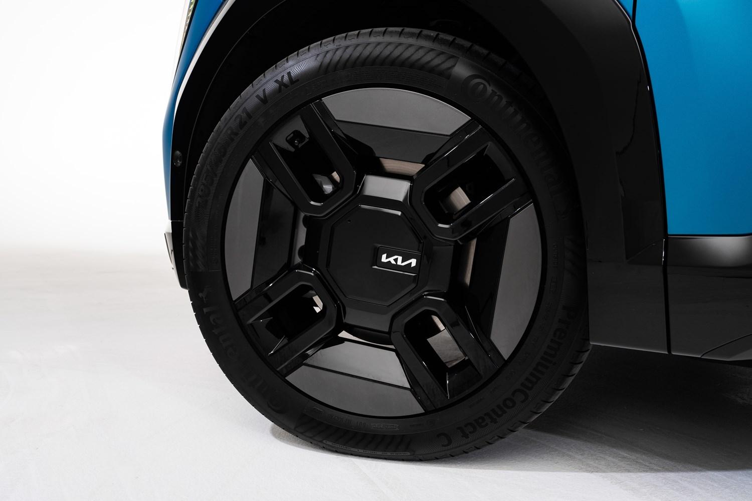 Kia EV9 alloy wheels