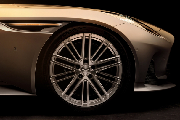 DB12 Goldfinger multi spoke wheels