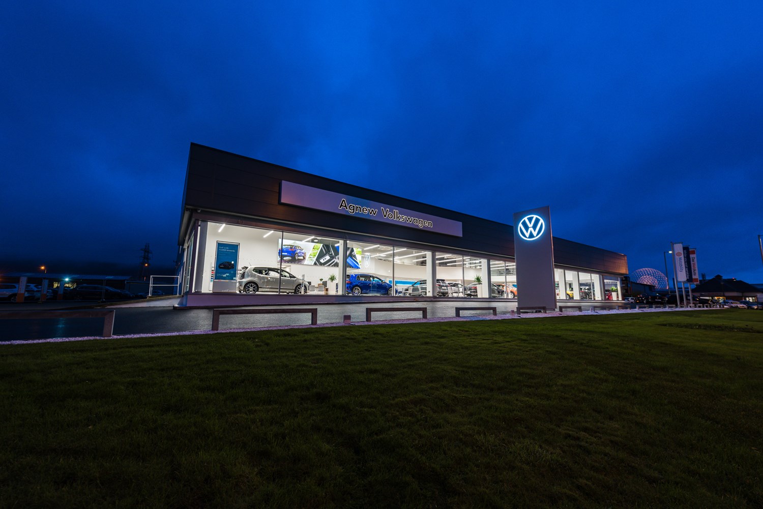 Agnew Volkswagen Belfast New Showroom