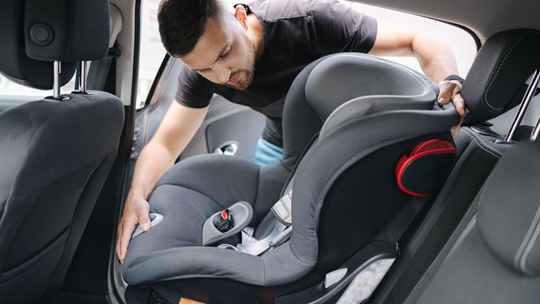 Driving With Children: Car Seats & The Law
