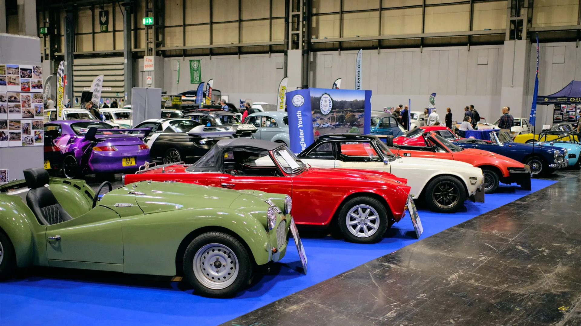 classic-motor-show.png?width\u003d900\u0026mode\u003dcrop\u0026scale\u003dboth\u0026quality\u003d80