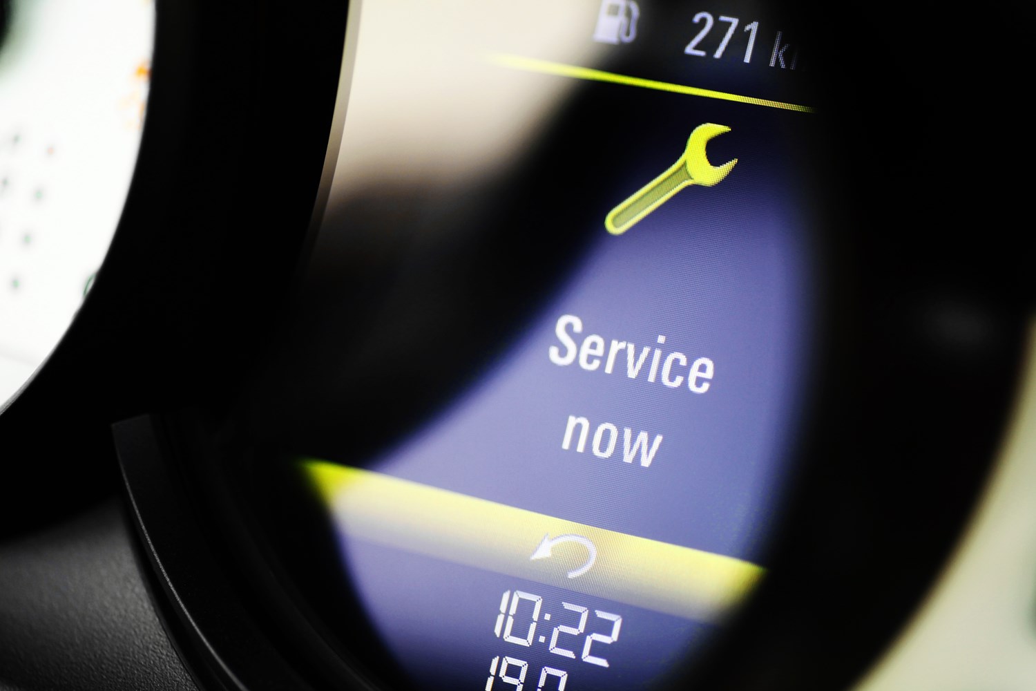 service indication in a vehicle