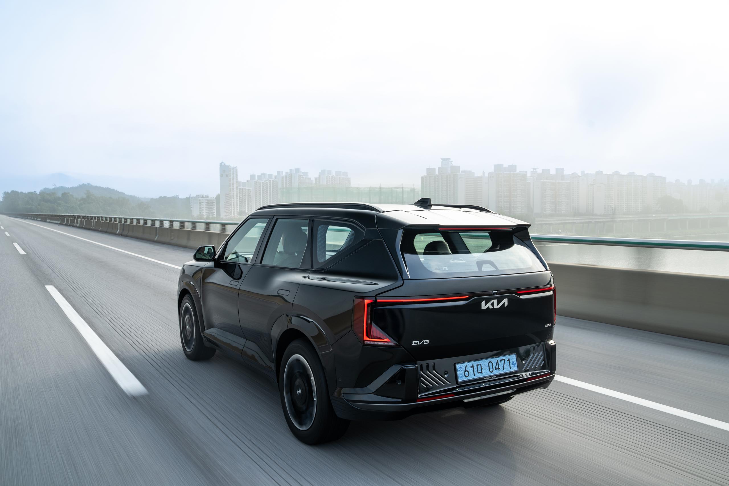 Rear of the KIA EV5