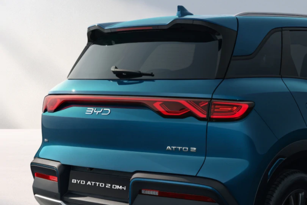 BYD ATTO 2 DM-i 