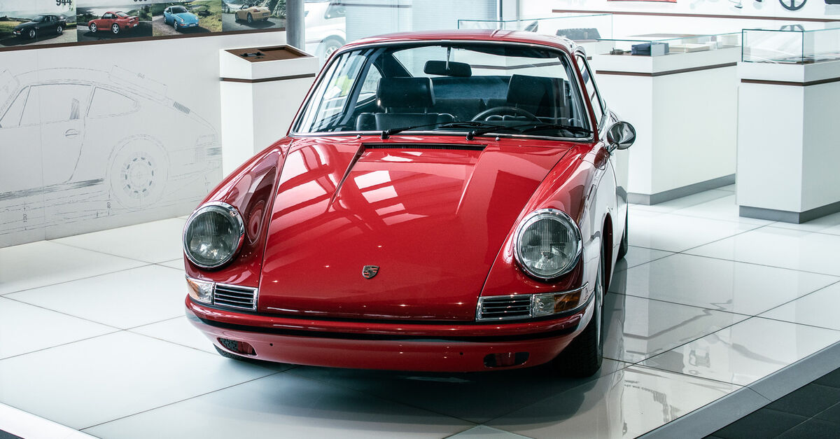 Porsche 911