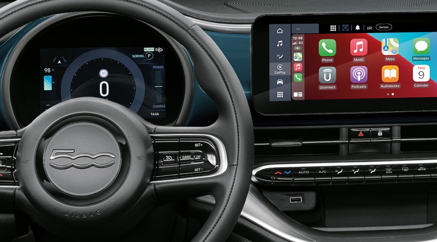 steering and infotainment of fiat 500e