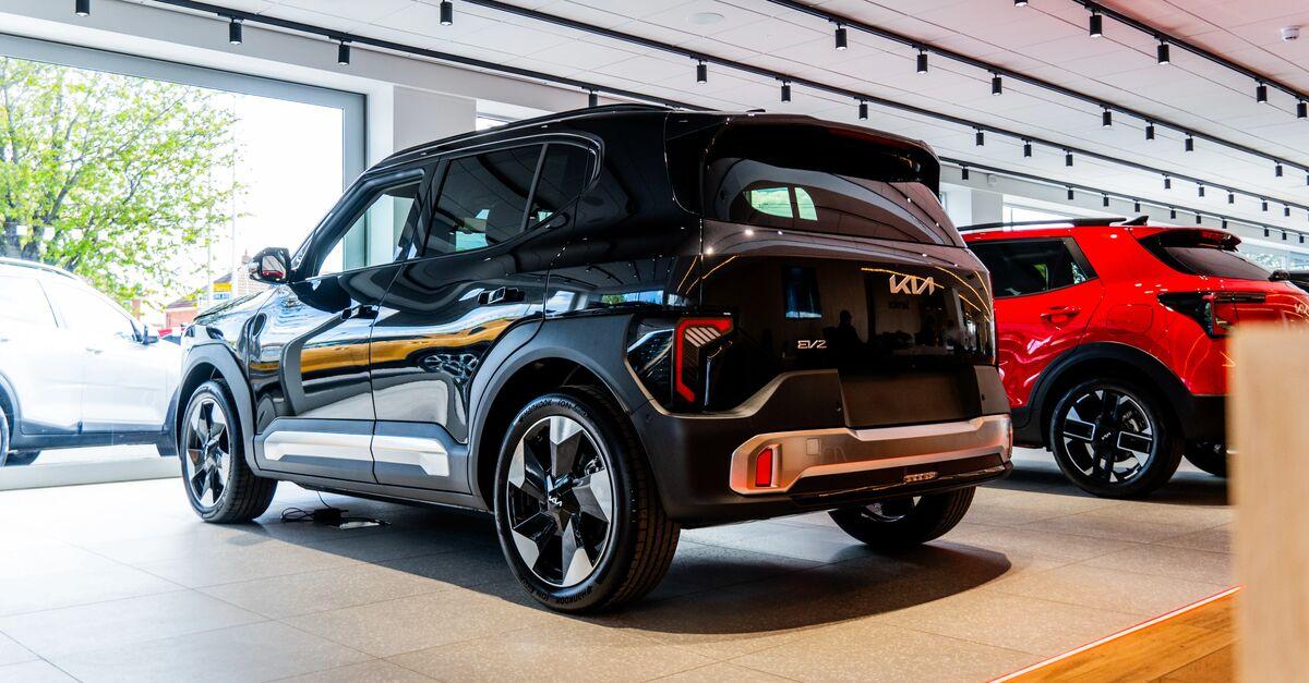 Kia EV2