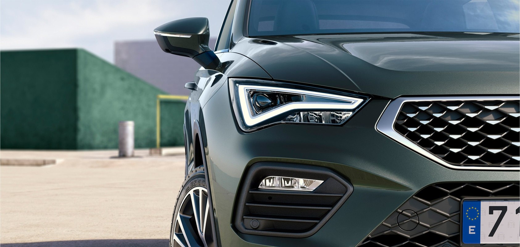 SEAT Ateca front headlights
