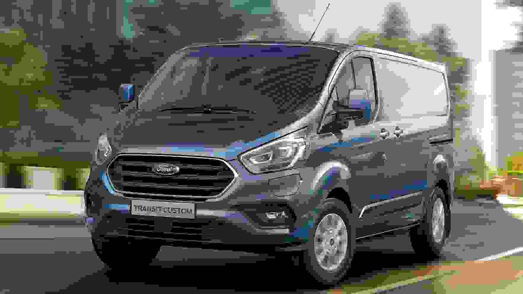Side view of the Ford Transit Custom from £20,329.64