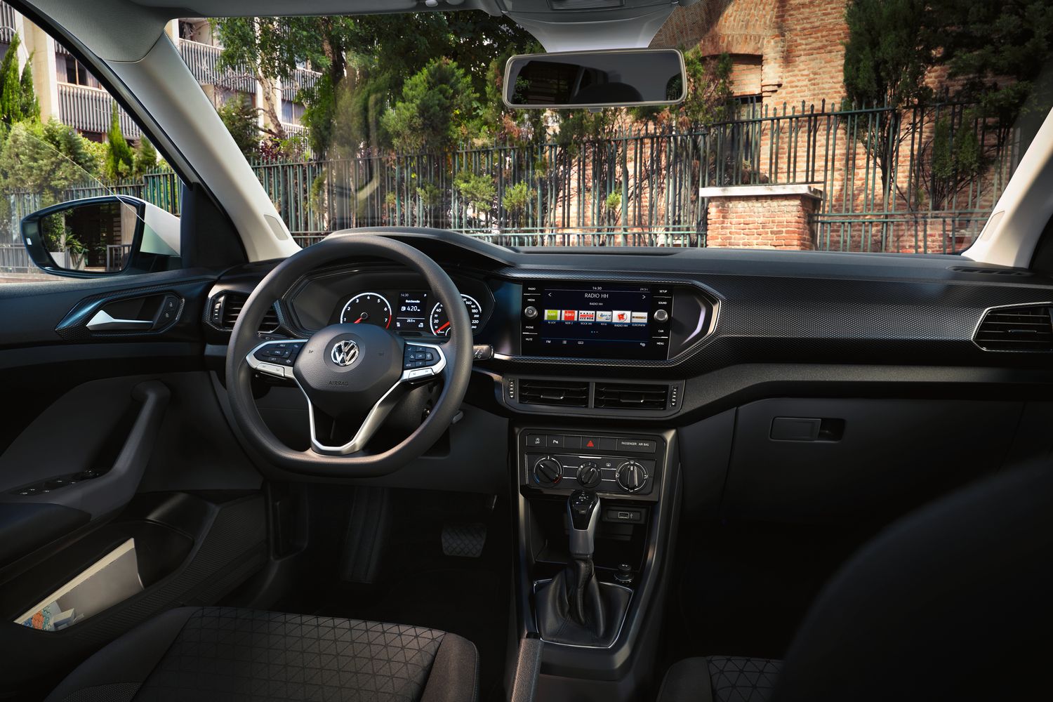 Interior view of the Volkswagen T-Cross R-Line, featuring a new infotainment system