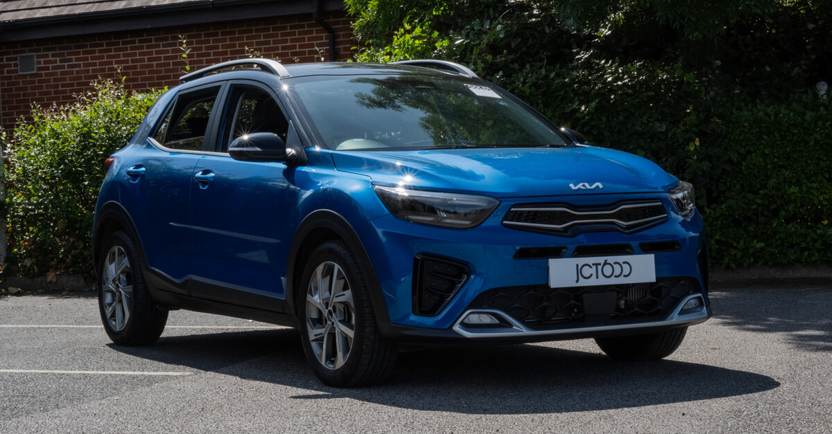 Blue Kia Stonic