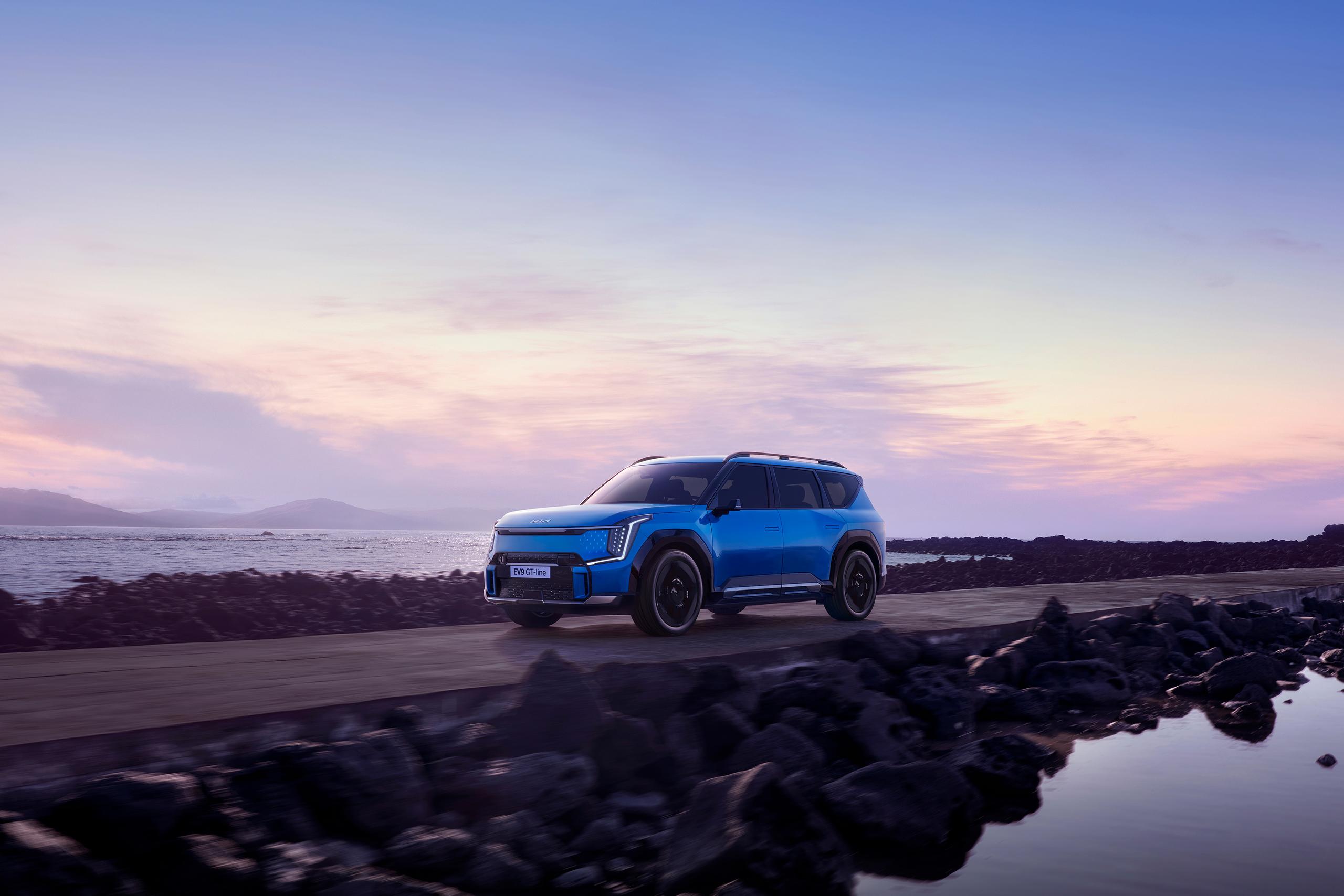 Kia | EV9 Re-envisioning all-electric SUV design