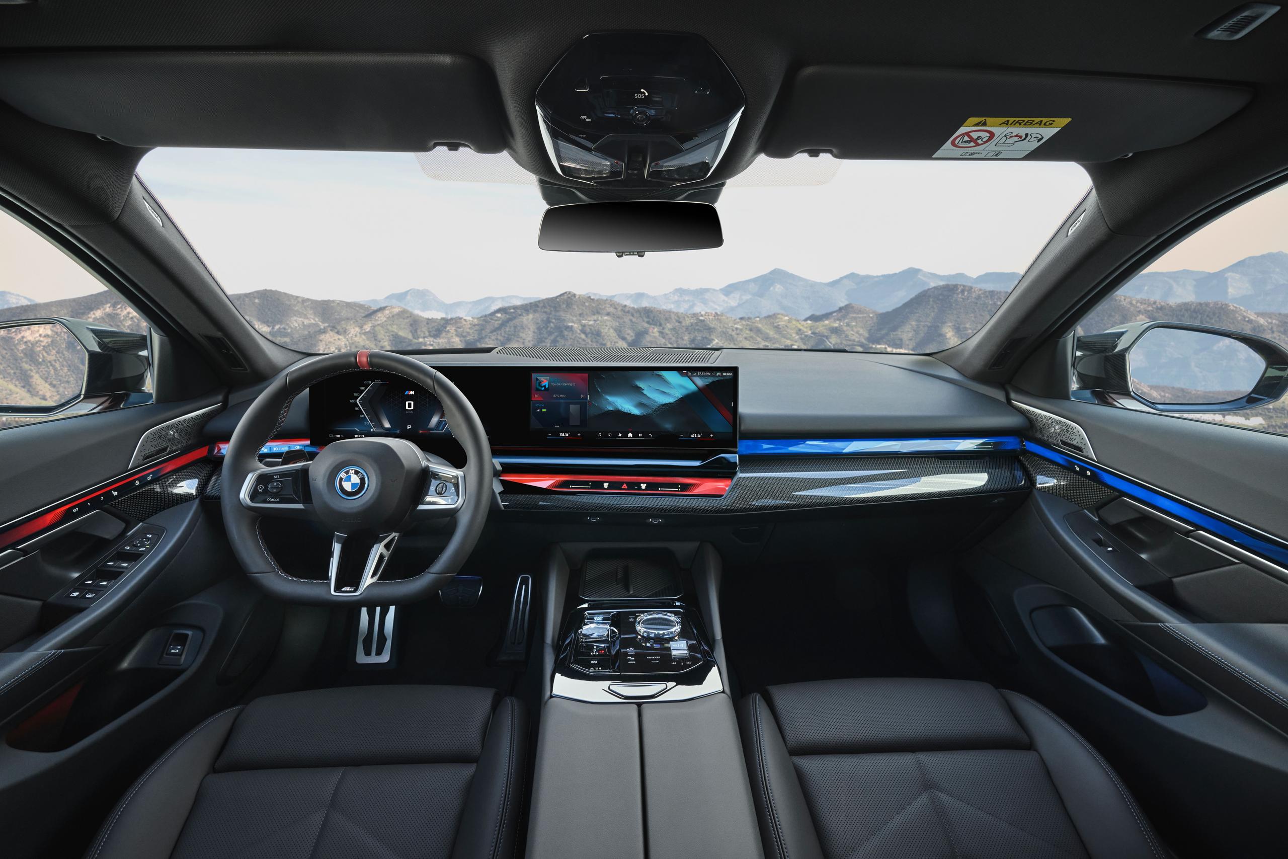 New BMW 5 Series Saloon front view of the new digital infotainment system