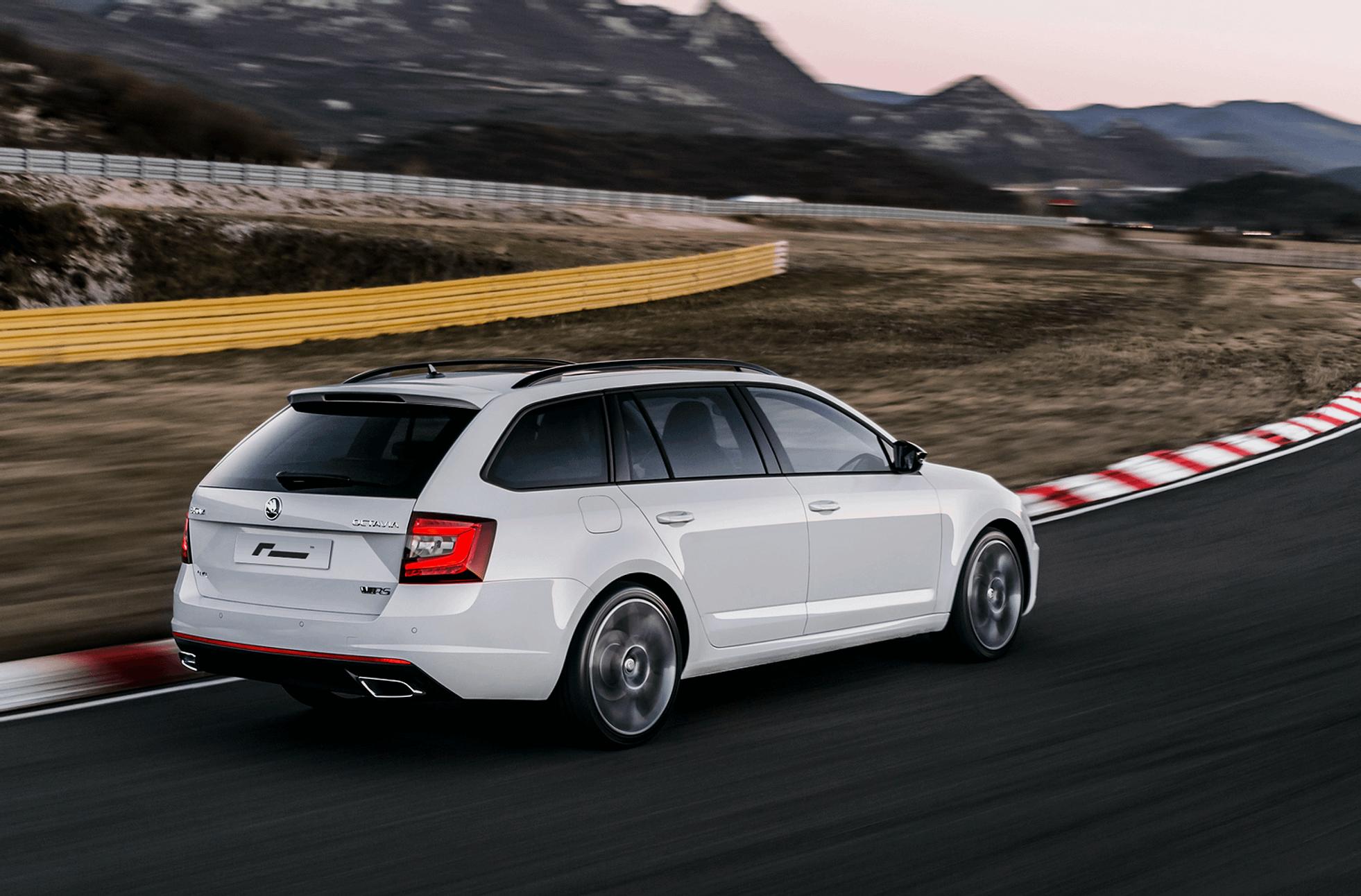 RacingLine Performance Upgrades At Startin Skoda Worcester RacingLine Performance Upgrades At Startin Skoda Worcester