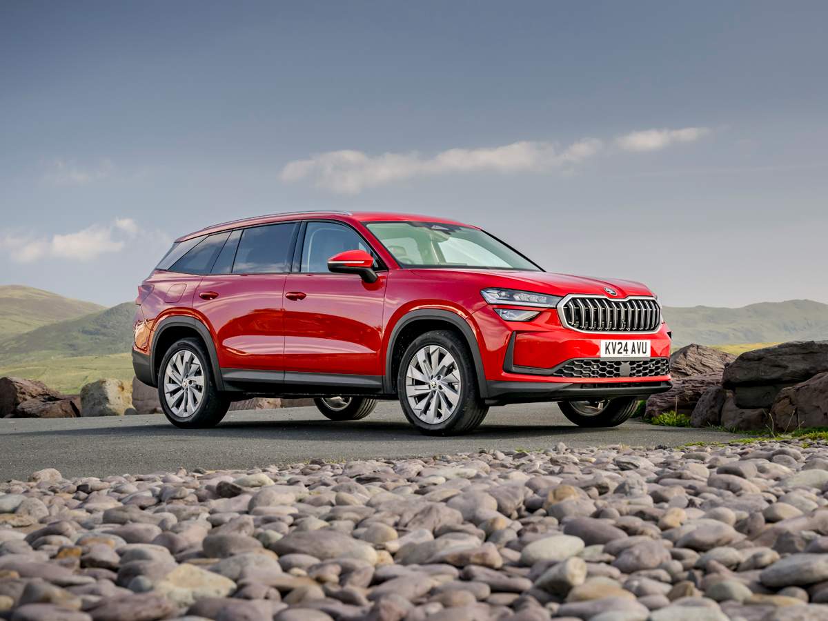 Škoda Superb and Kodiaq Honoured in 2025 Carwow Car of the Year Awards