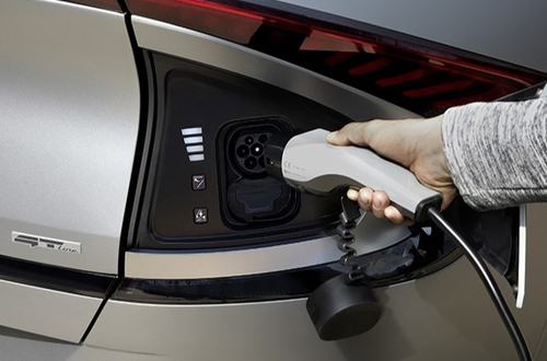 Busting 10 Common Electric Car Myths