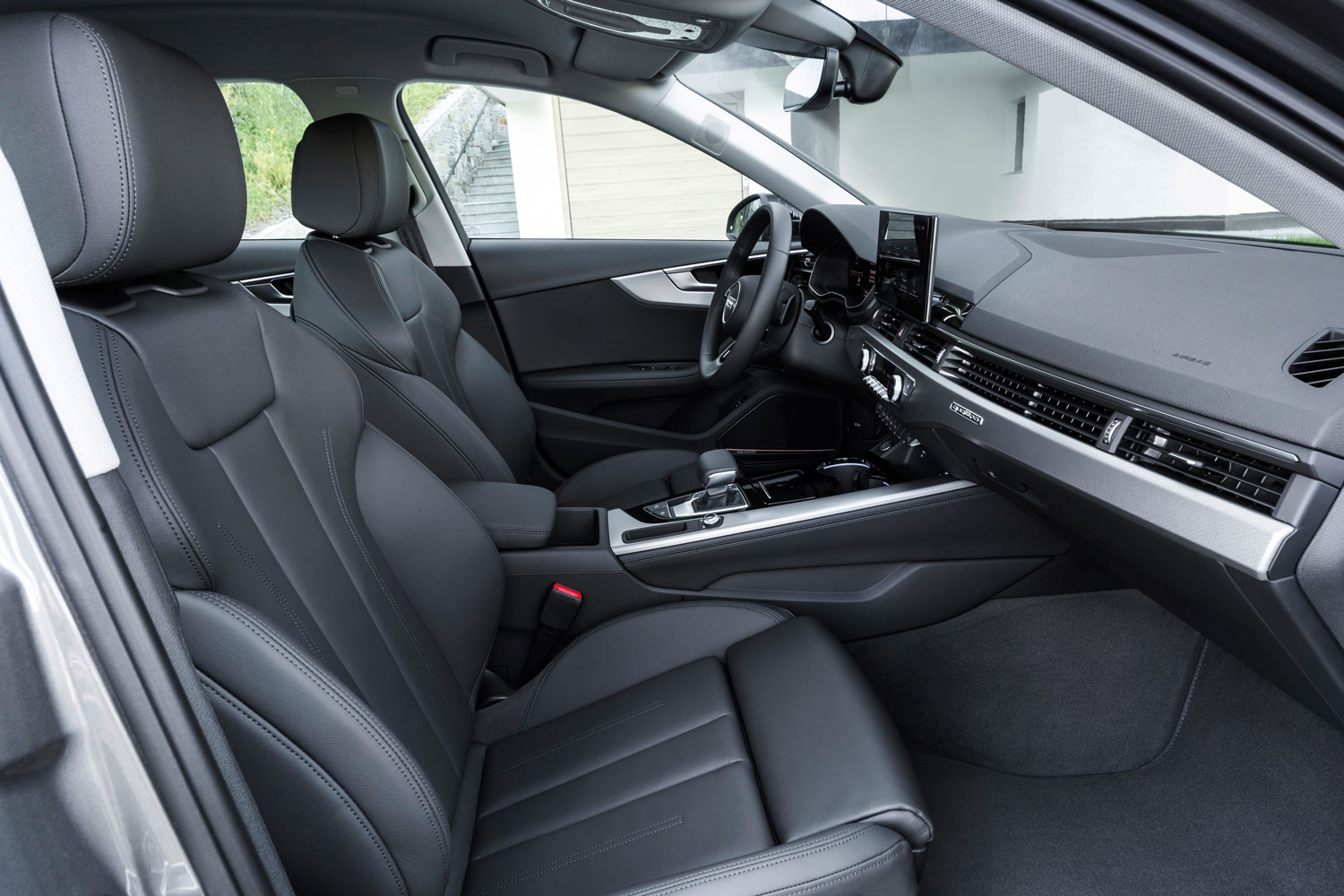 Image of new Audi A4 Saloon leather seats and steering wheel.