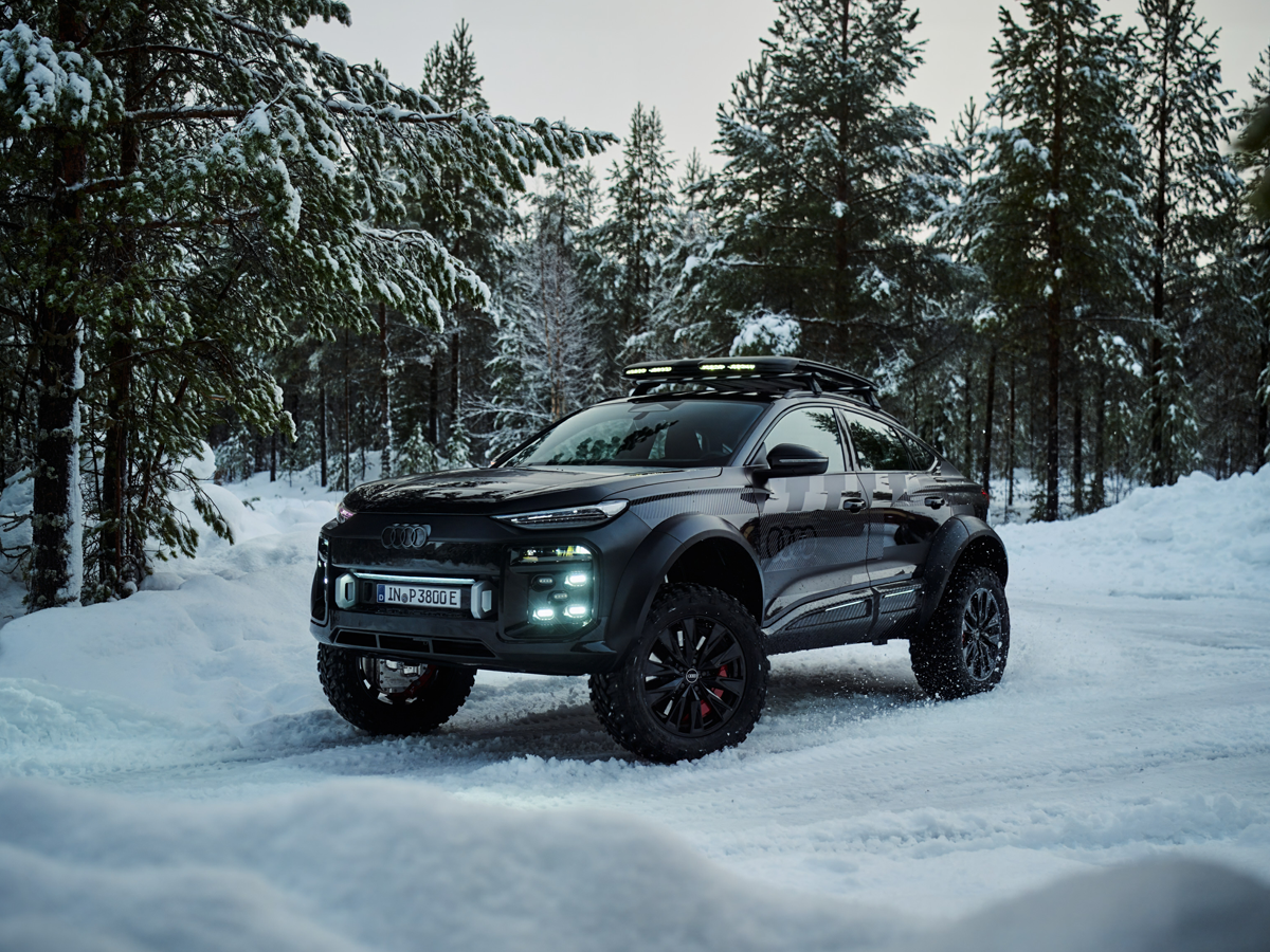 Audi Unveils Q6 e-tron offroad Concept