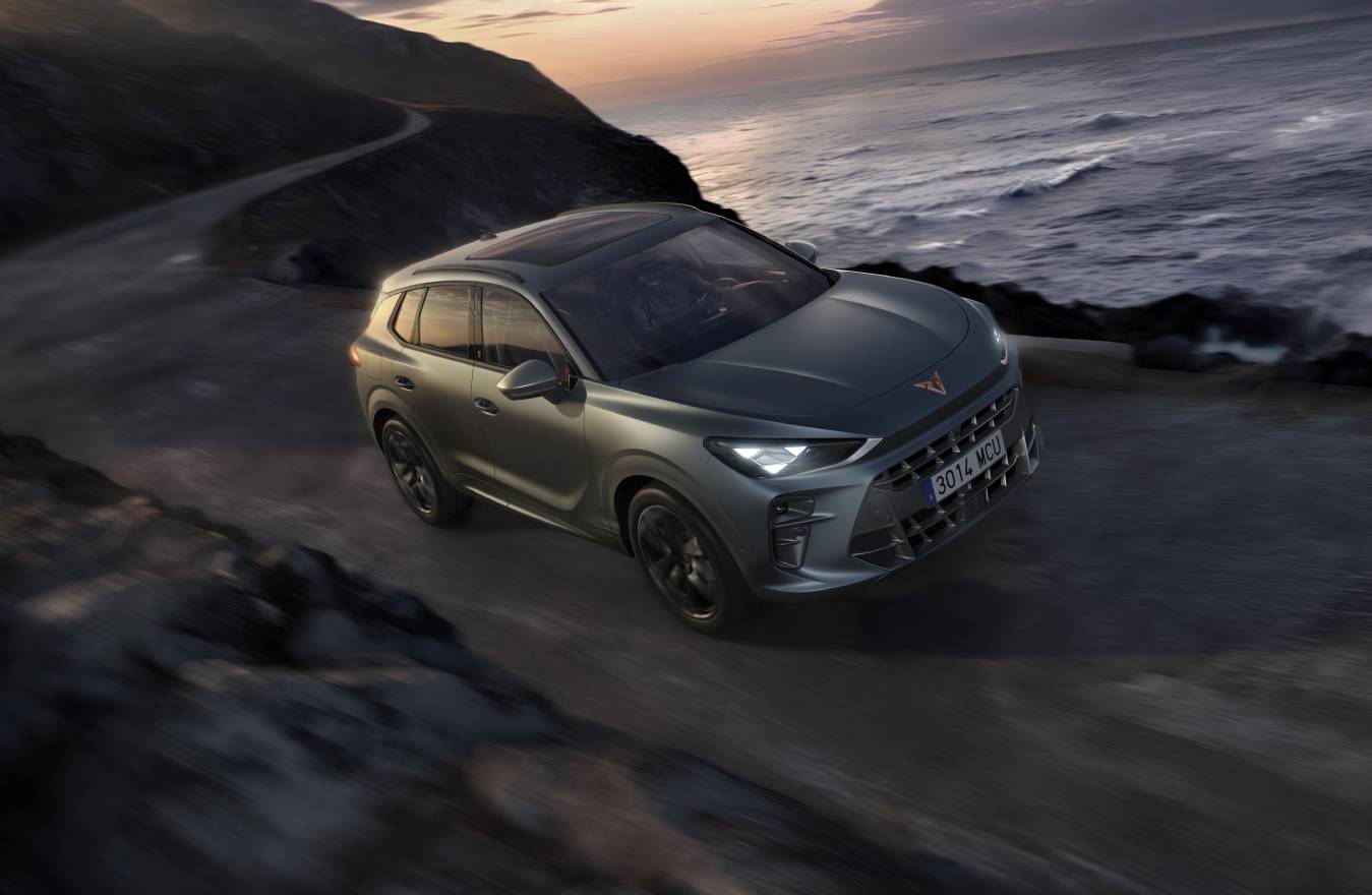 CUPRA Terramar in motion