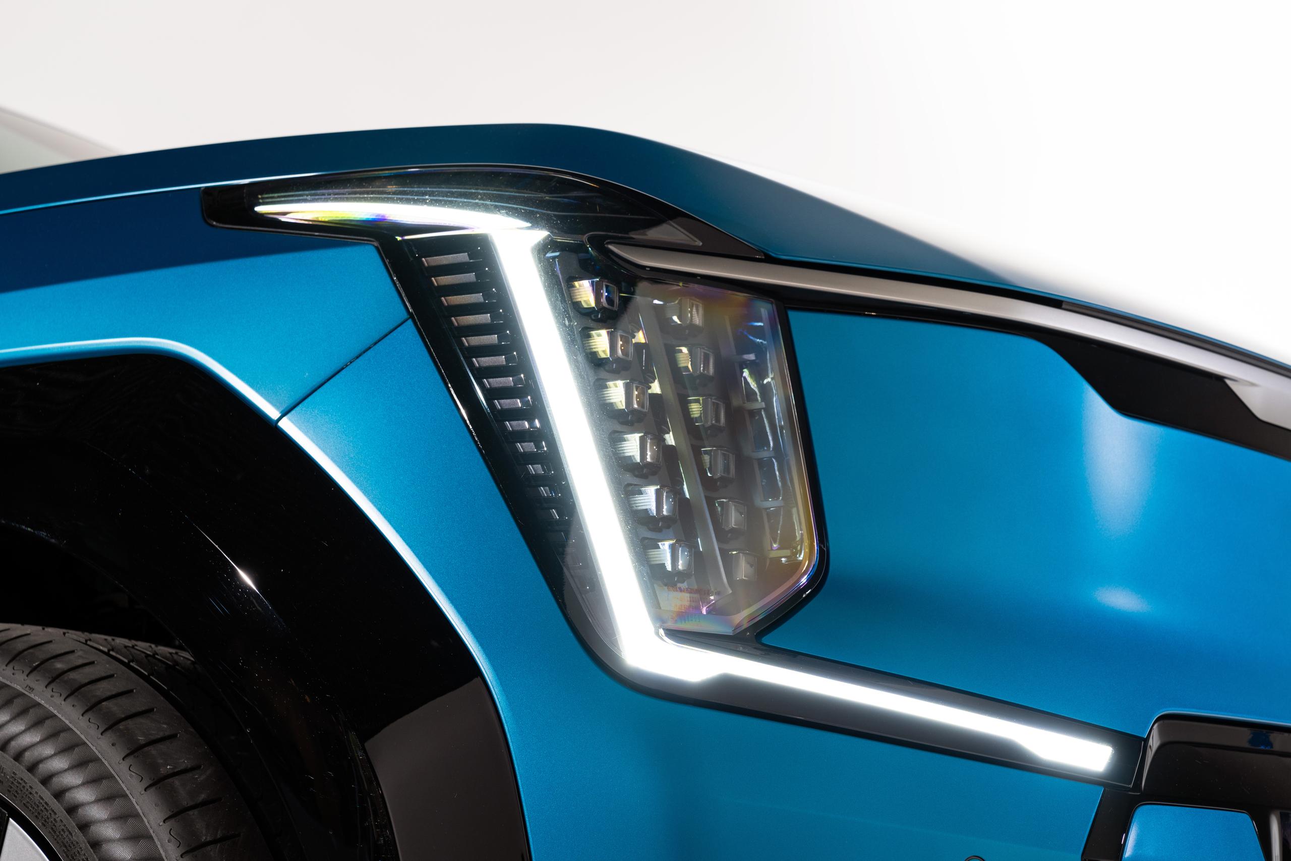 Kia EV9 LED headlamps