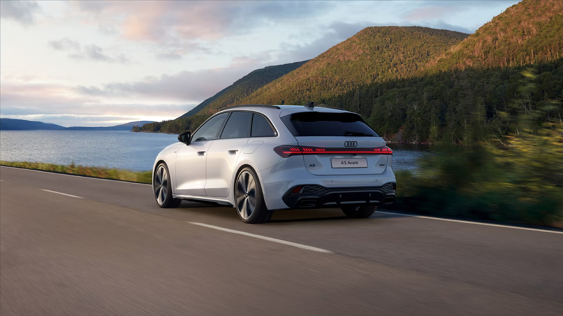 New A5 Avant e-hybrid