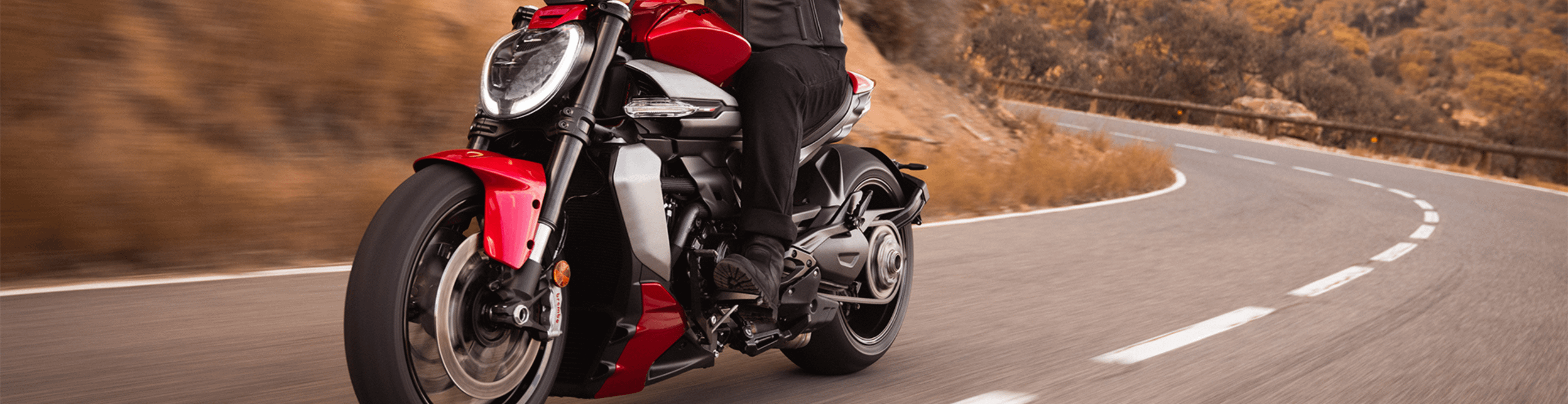 XDiavel V4