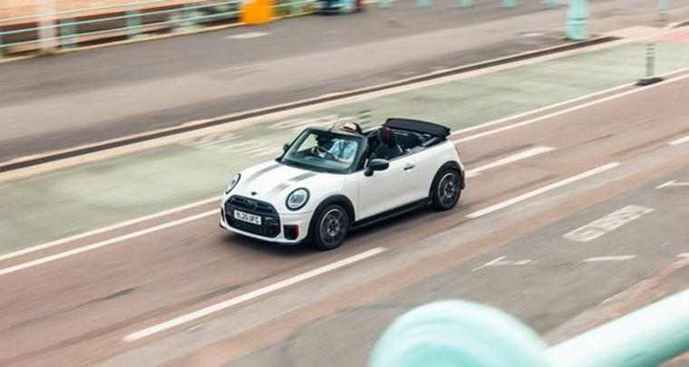 MINI Cooper Convertible