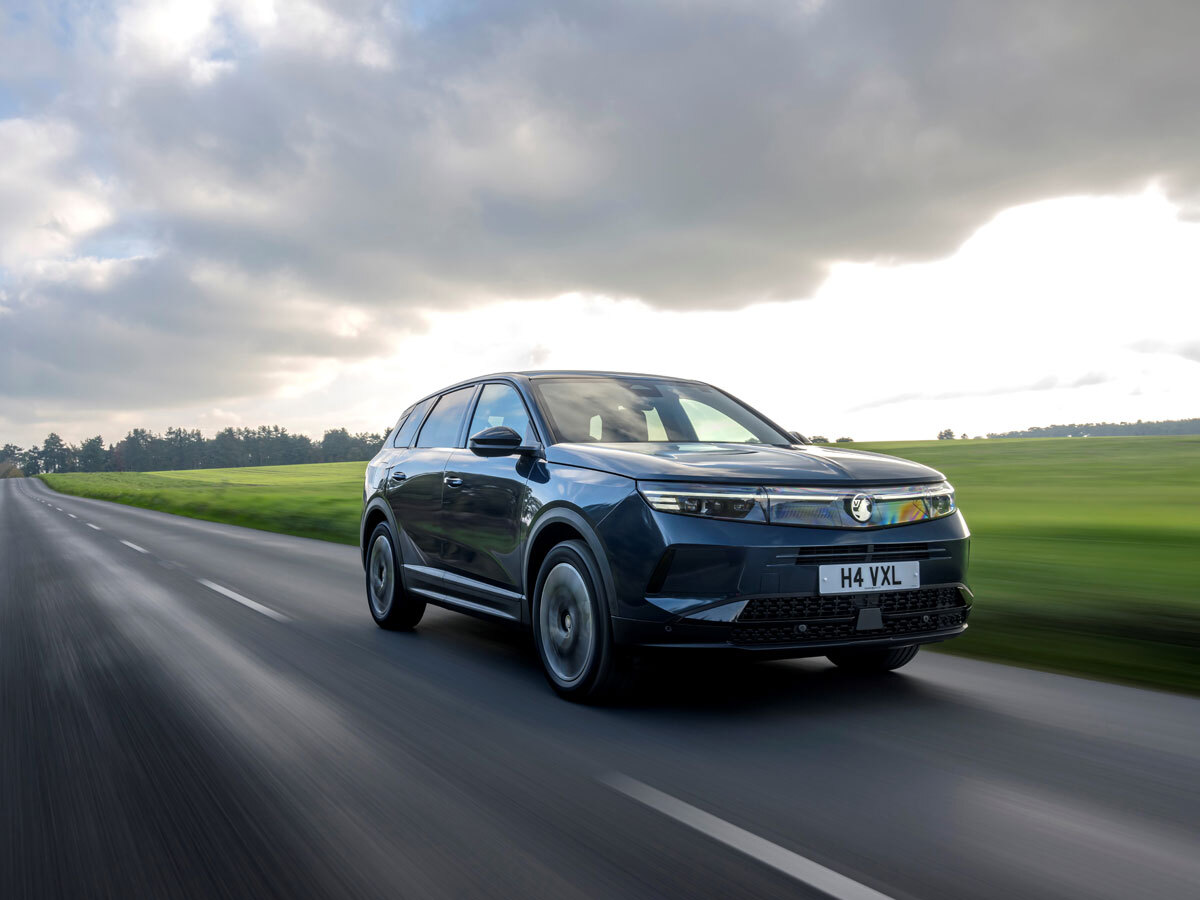 Vauxhall Introduce Grandland Plug-in Hybrid