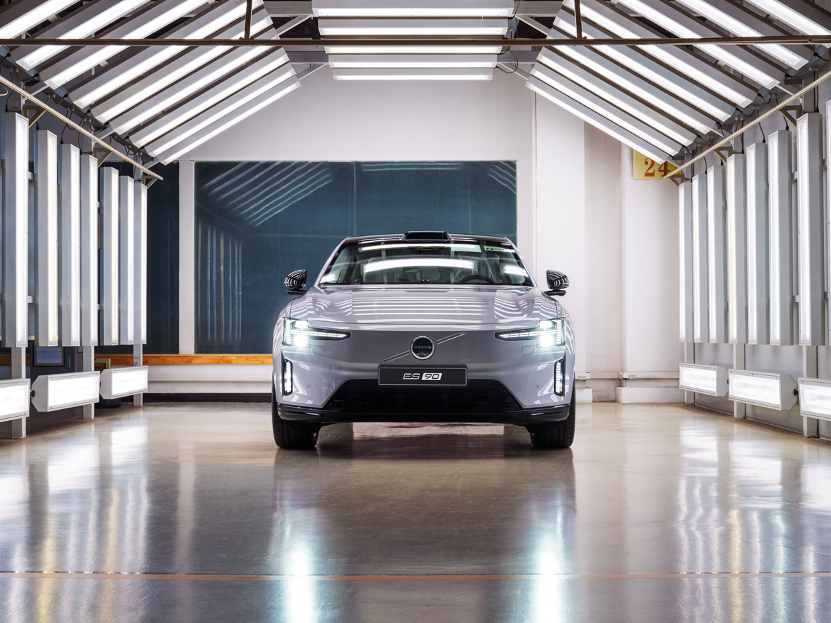 Volvo Have Started Production Of The ES90