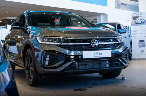 What are the Benefits of High-Seated Cars?