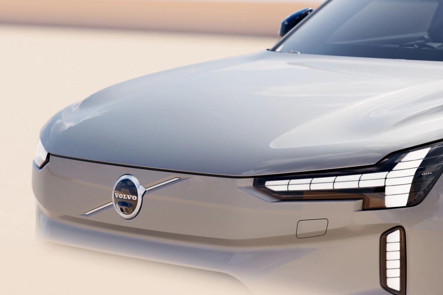 Close-up of the front of the new Volvo EX90