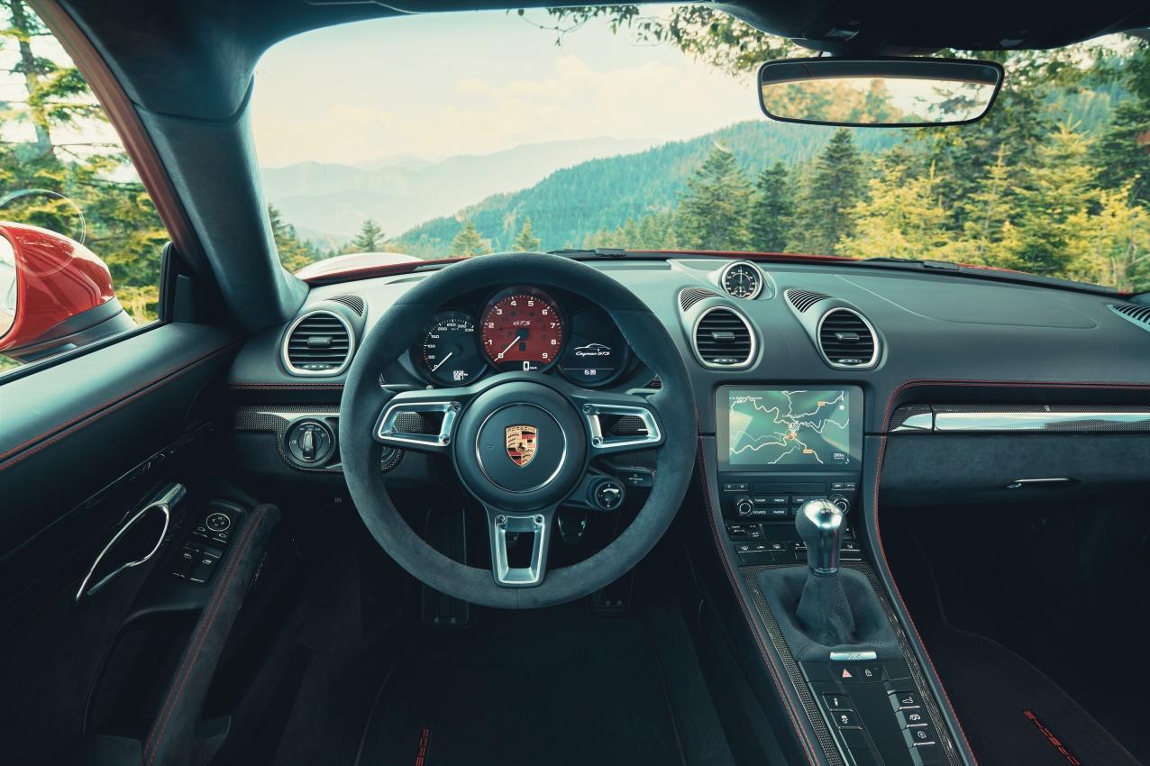 718 Cayman