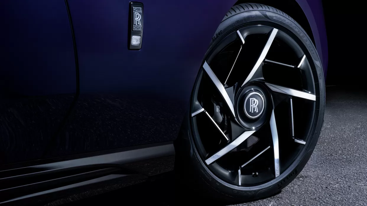 Black Badge Spectre