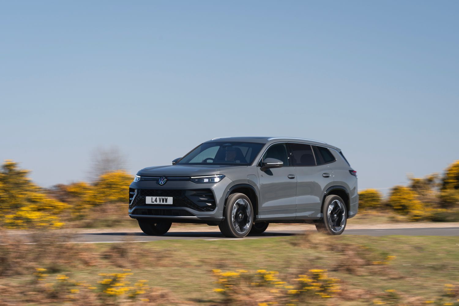 Volkswagen Tayron driving in Northern Ireland