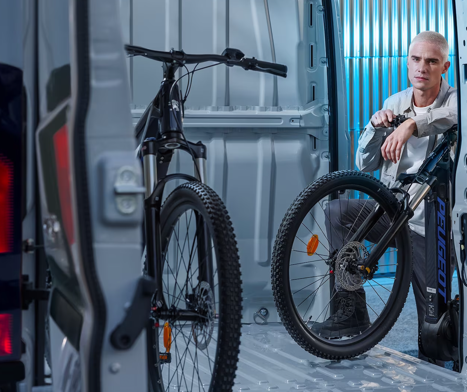 Peugeot e-boxer payload