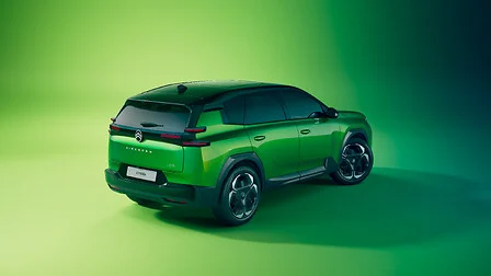 Side and Back view of Green C5 Aircross
