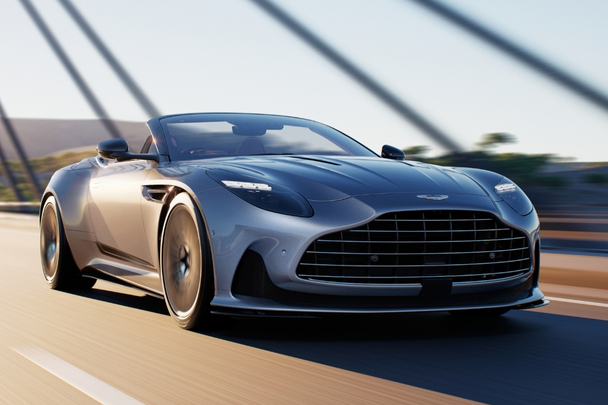 DB12 Volante exterior