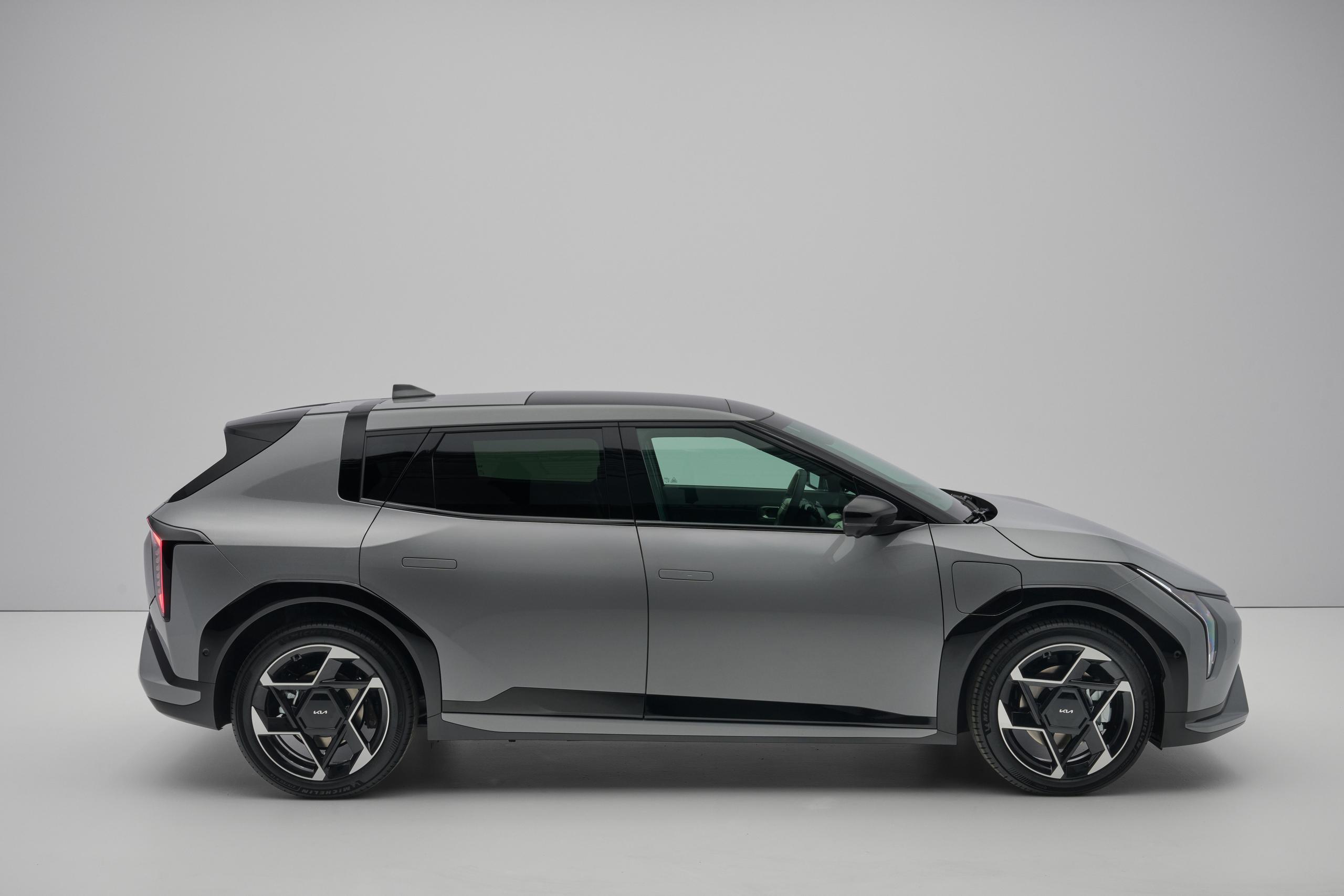 Kia EV4