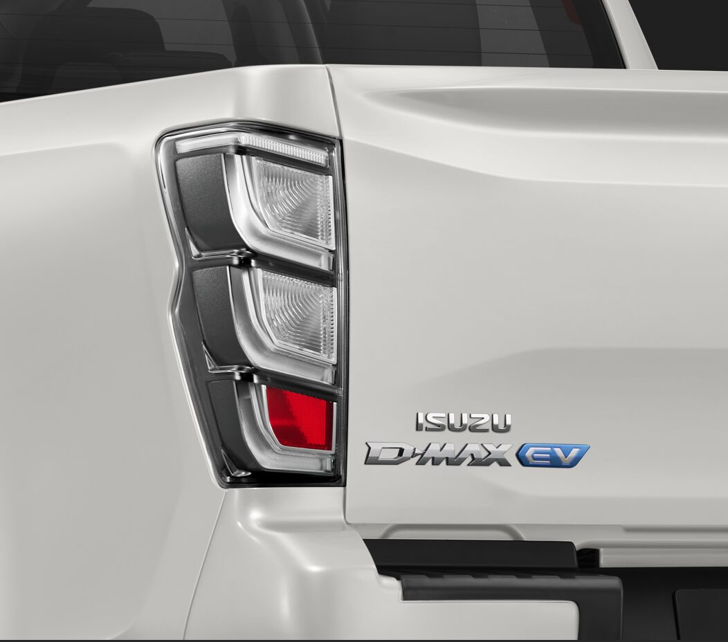 D-Max eV-Cross