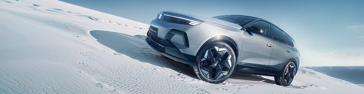 Vauxhall Grandland Electric AWD