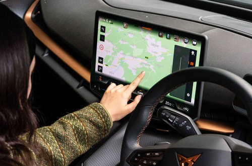 Tips for Planning a Long Journey in an EV