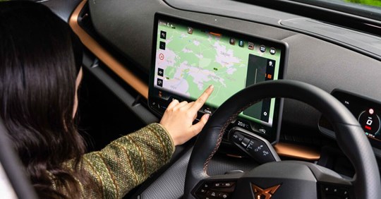Tips for Planning a Long Journey in an EV
