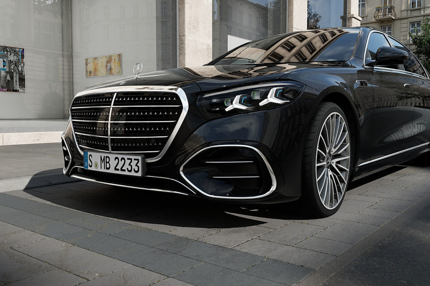 Mercedes-Benz S-Class saloon front view