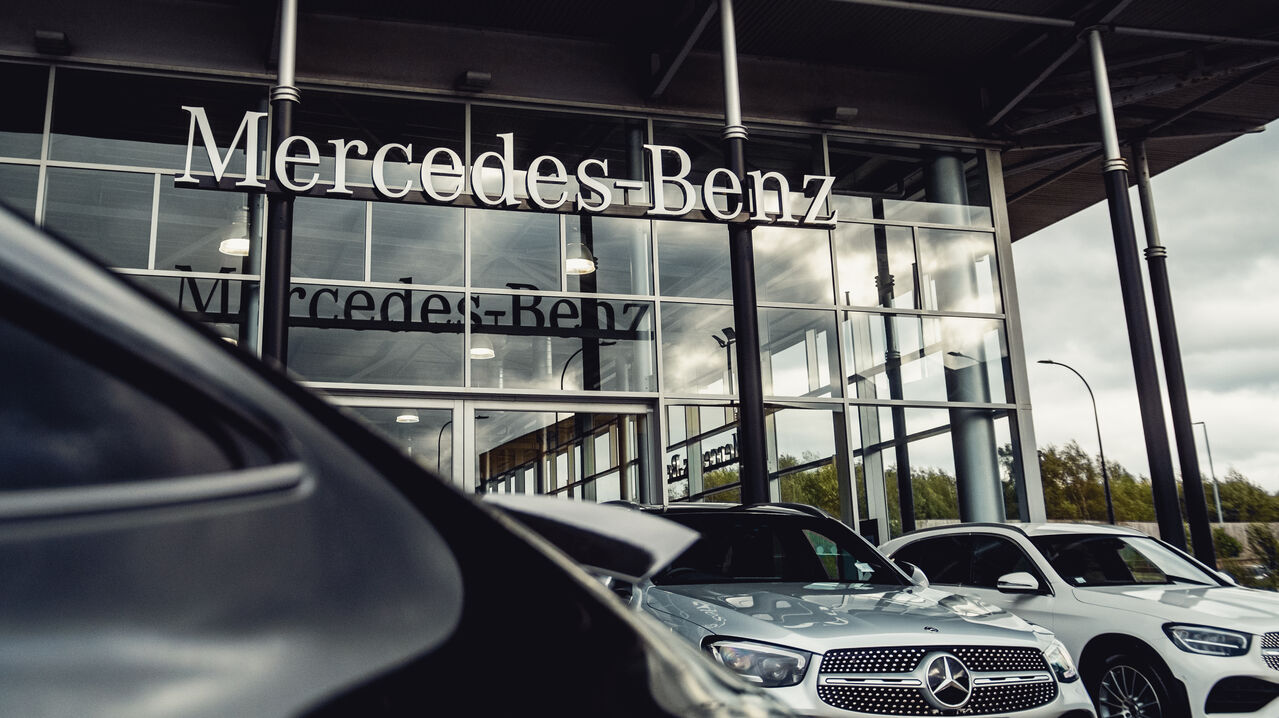 Mercedes Benz JCT600 Chesterfield